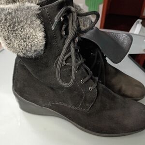 Aquatalia Black Lace Up Boots with Fur Trim